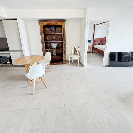 Diamond Flat, Rickeys Босолей